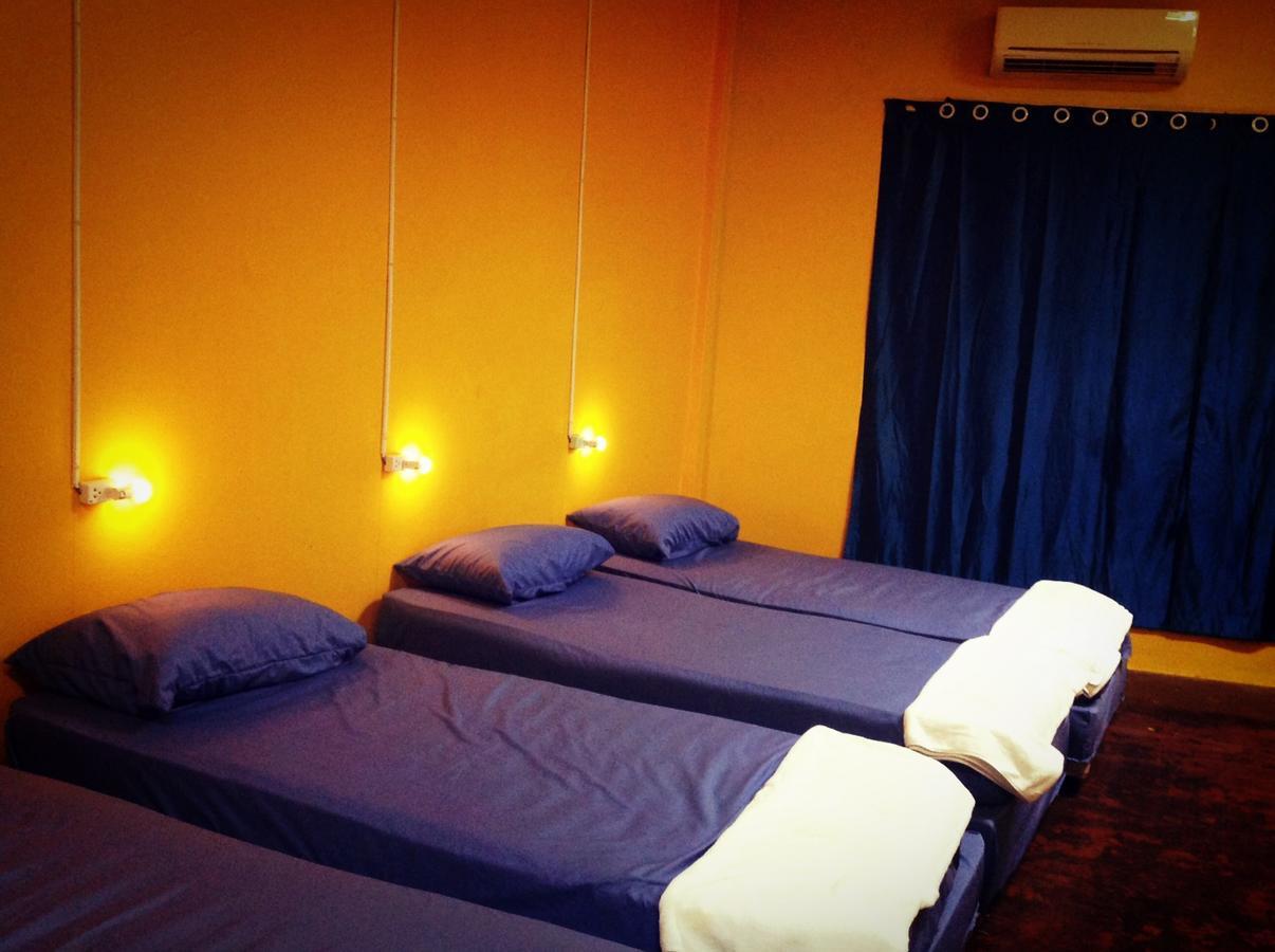 Light Star Hostel กรุงเทพมหานคร ภายนอก รูปภาพ